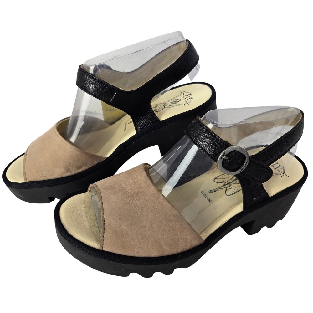 NWT Fly London Size 9 Platform Sandals Black Leather Sole Buckle Strap #1111 - Picture 3 of 11